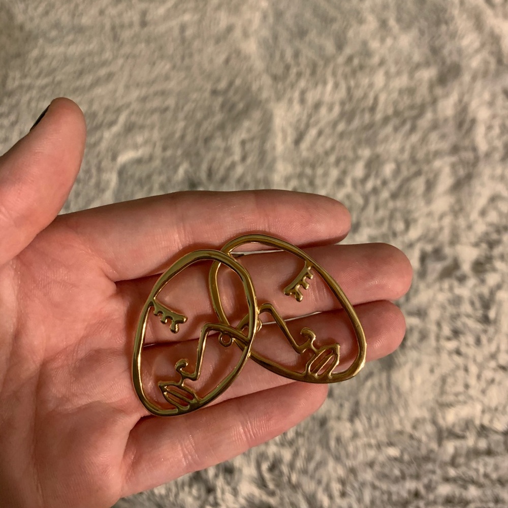 FACE EARRINGS
